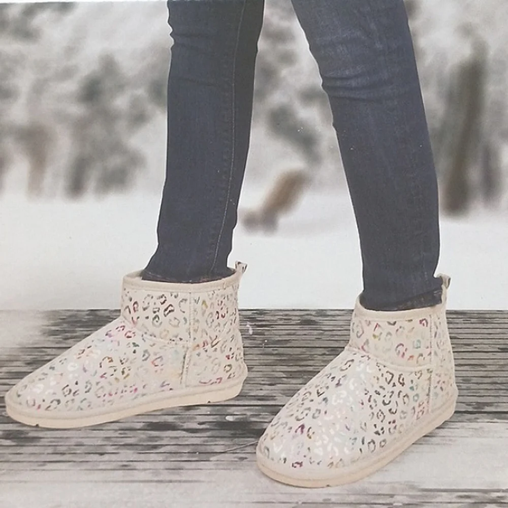 NWT Cute Girl's Cozy Multi-Color Faux Suede Boots Size 7 - Picture 9 of 15